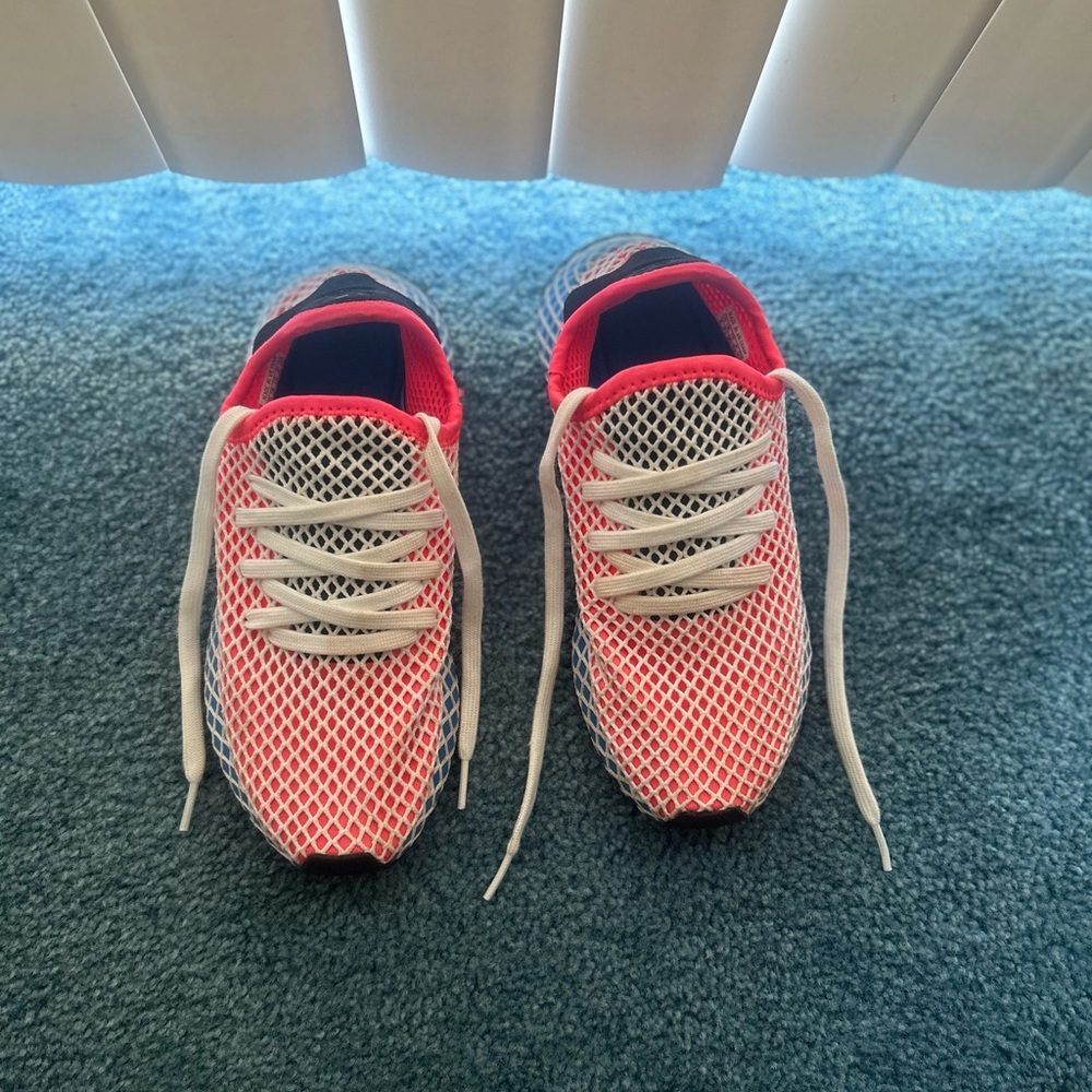 Adidas Sneakers